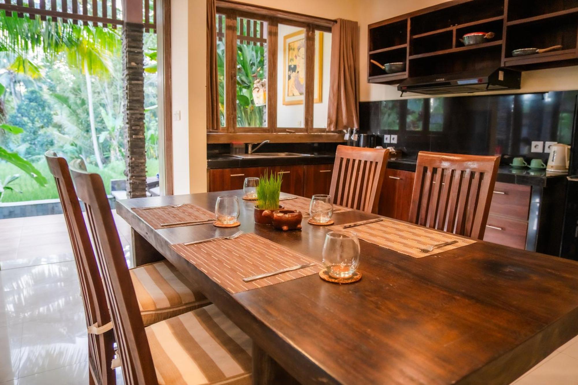 Niniku Ubud Villas Exterior photo