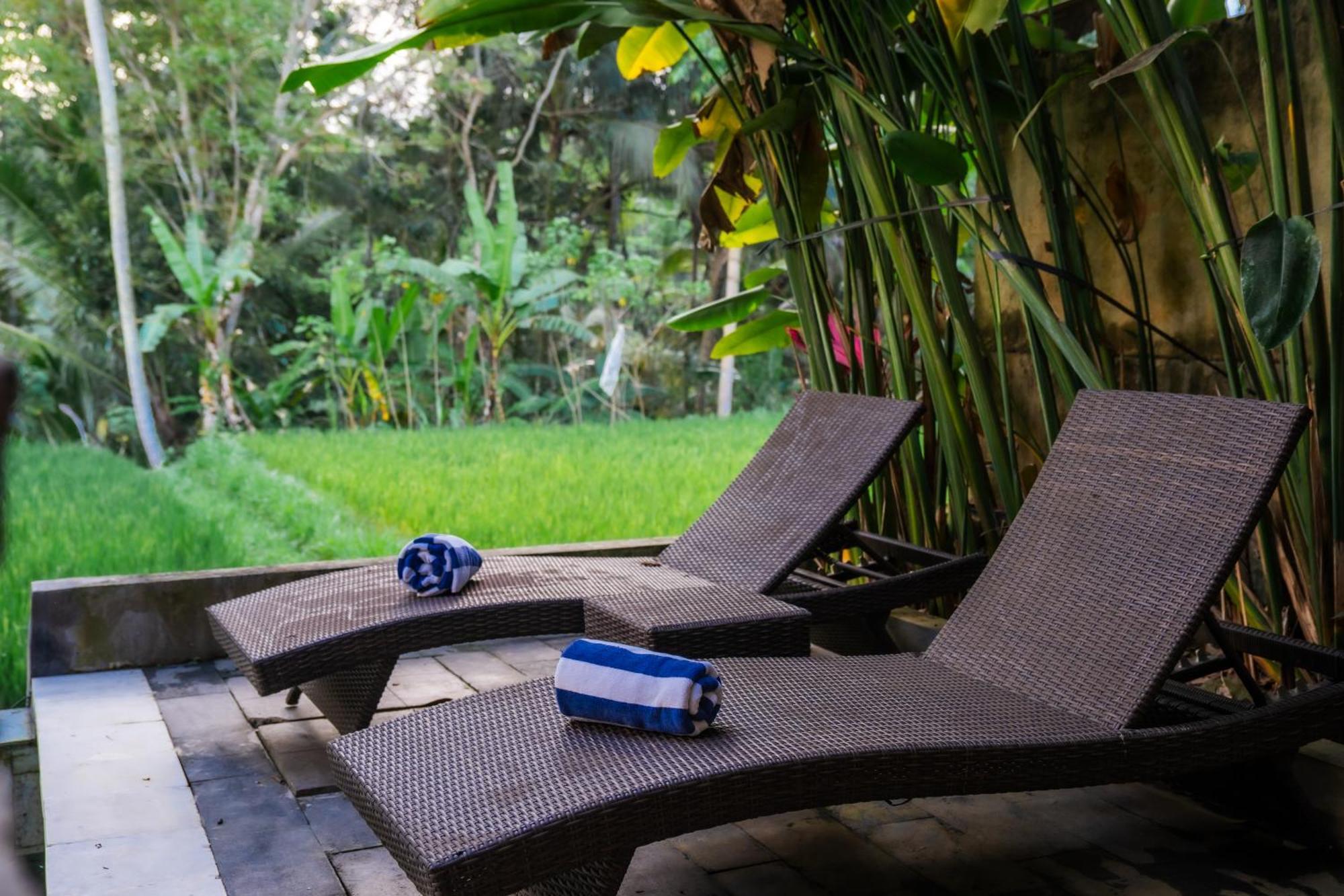 Niniku Ubud Villas Exterior photo